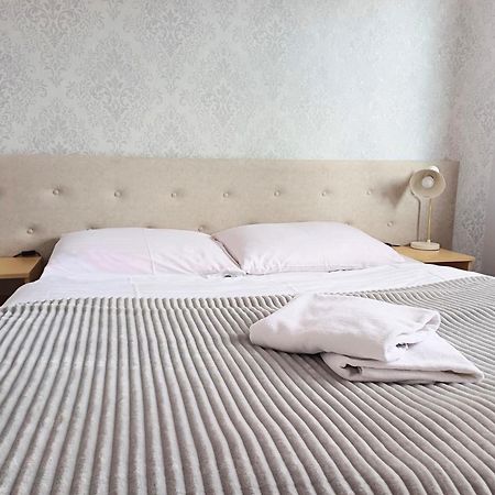 Hotel I Restauracja Borowianka Ostrów Wielkopolski Extérieur photo